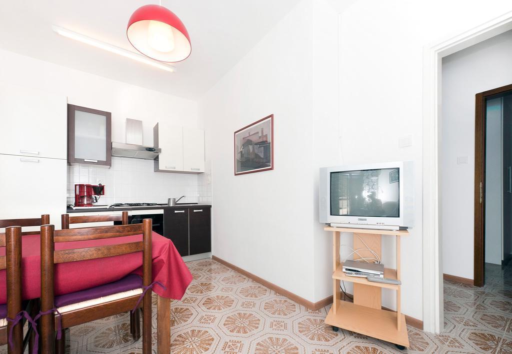 Apartments Alluro Rovinj Oda fotoğraf